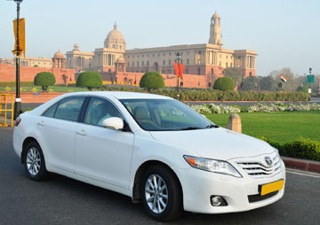 toyota-corolla for rent